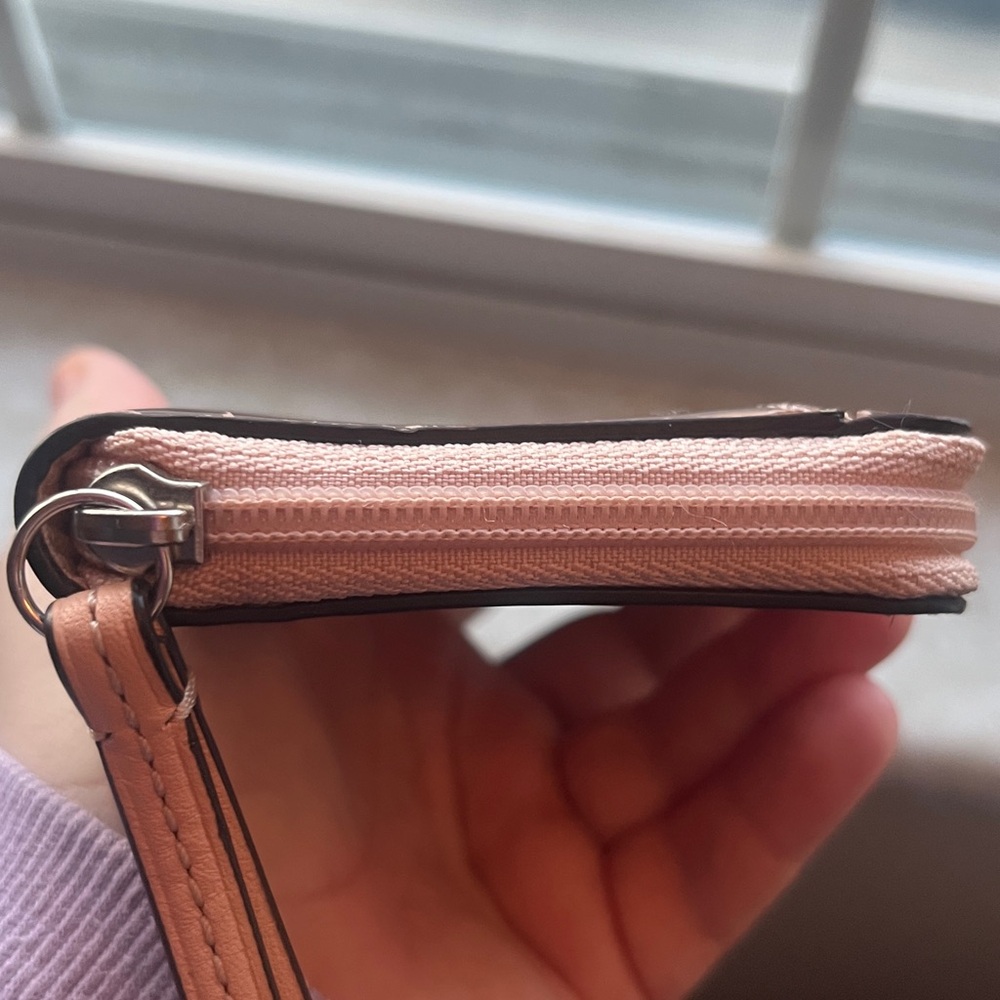 Coach East/West Mirror Rose Gold Metallic Wristlet - Picture 5 of 10